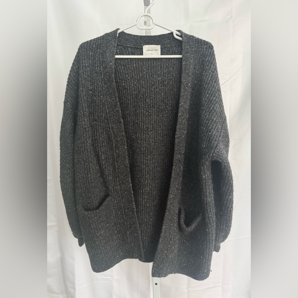 NWOT Aritzia Wilfred Free open cardigan M
